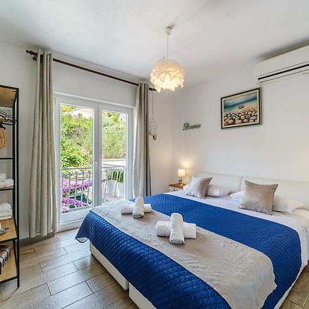 Rooms Anna Milna  Buitenkant foto